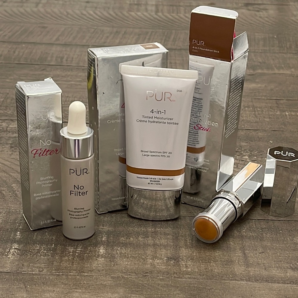 PÜR makeup lot OVER $100 RETAIL